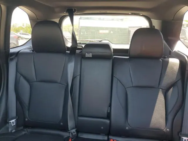 2025 SUBARU FORESTER LIMITED  