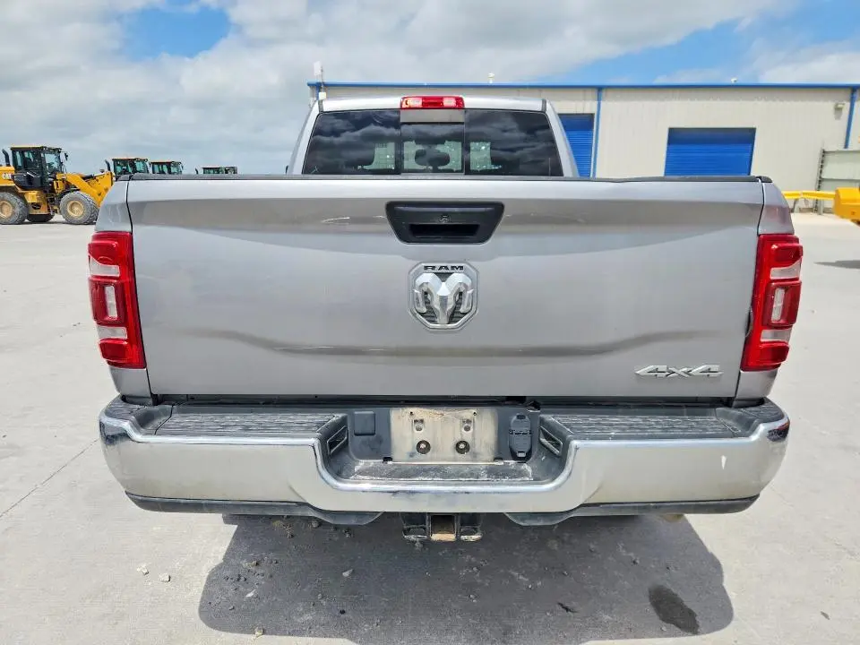2023 RAM 2500 TRADESMAN  