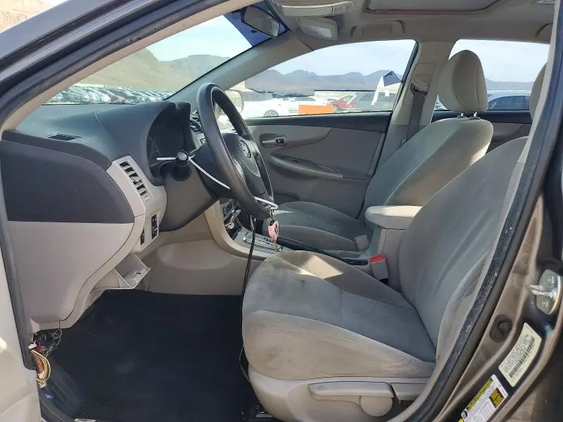 2012 TOYOTA COROLLA LE  