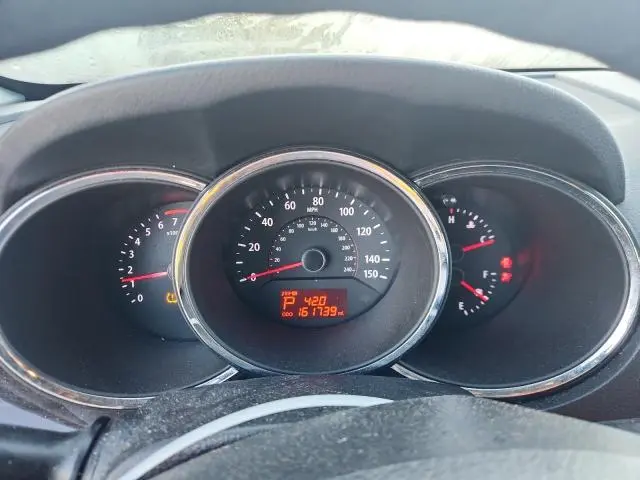 2012 KIA SORENTO BASE  