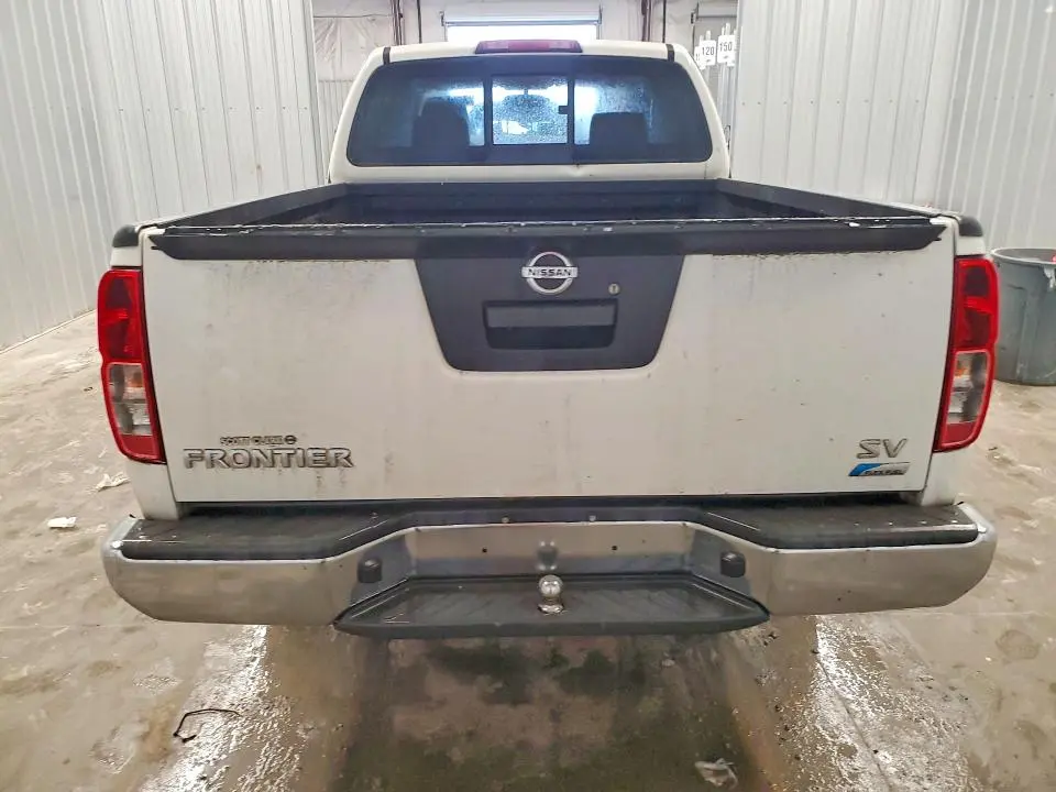 2019 NISSAN FRONTIER SV V6  