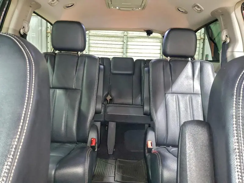 2012 CHRYSLER TOWN & COUNTRY TOURING  