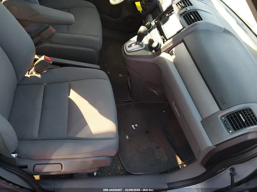 2010 HONDA CR-V LX