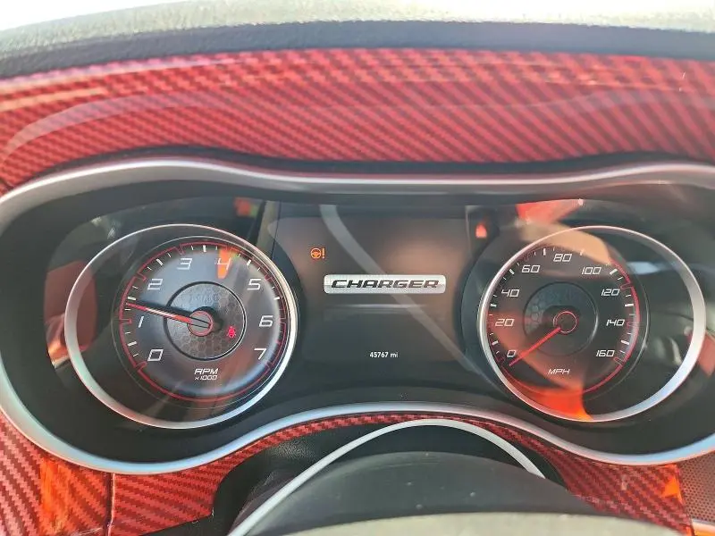 2015 DODGE CHARGER R  