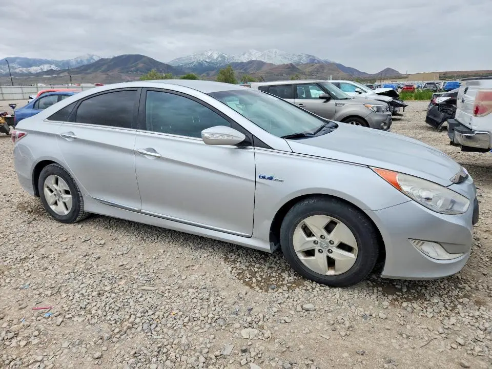 2012 HYUNDAI SONATA HYBRID  