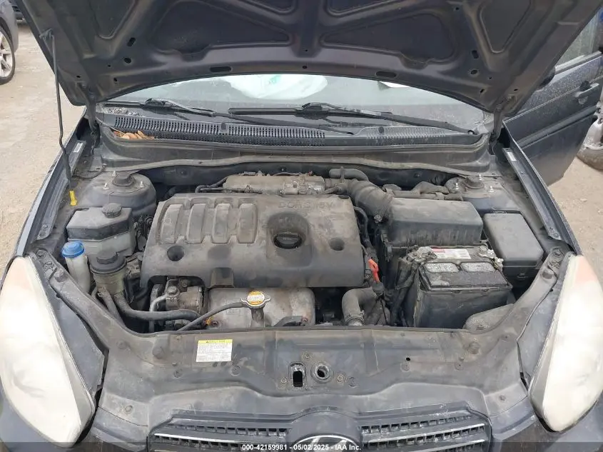 2011 HYUNDAI ACCENT GLS