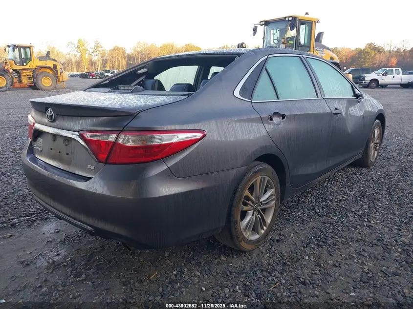 2017 TOYOTA CAMRY SE