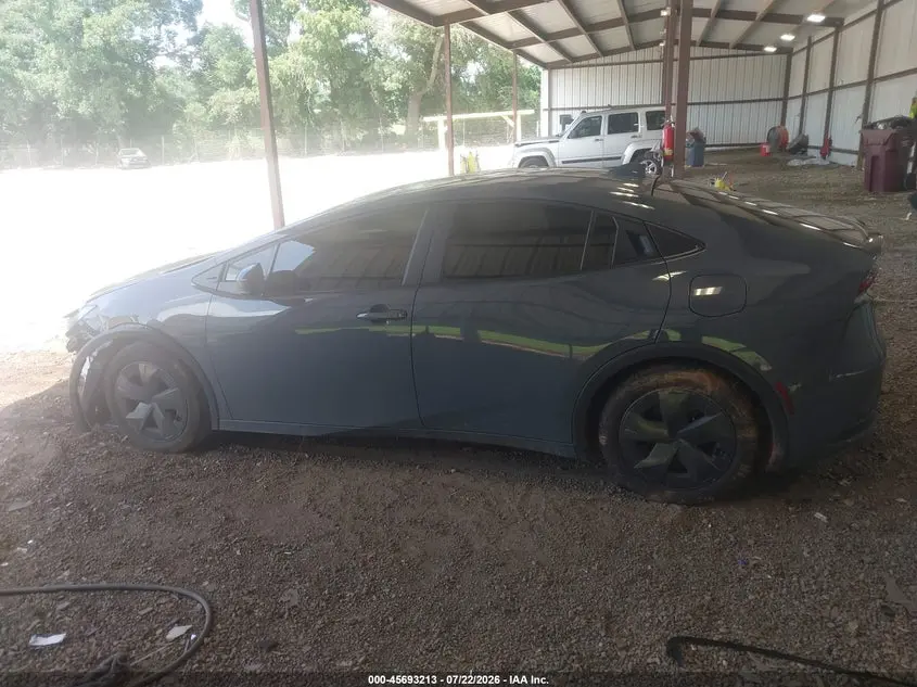 2025 TOYOTA PRIUS LE