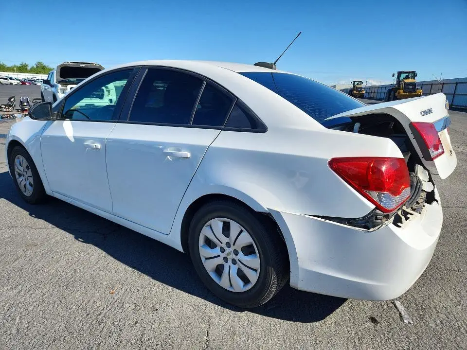 2015 CHEVROLET CRUZE LS  