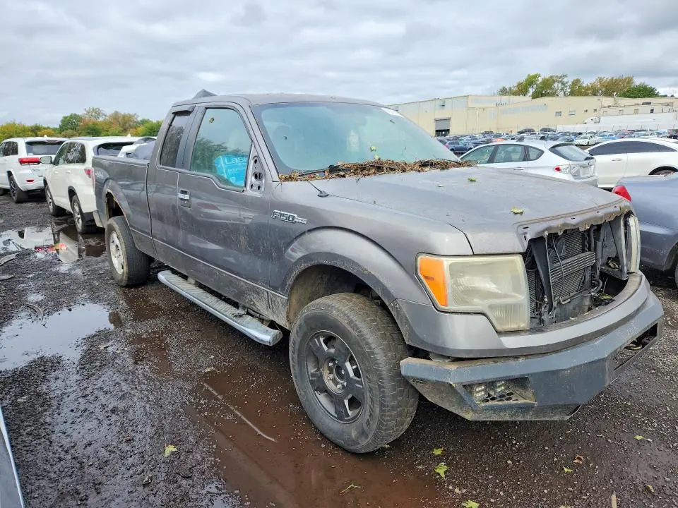 2010 FORD F150 SUPER CAB  