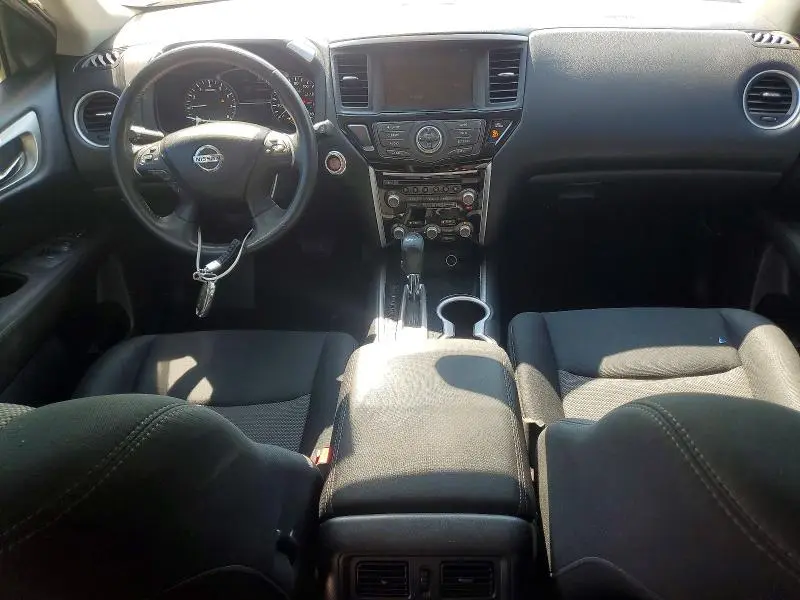 2017 NISSAN PATHFINDER SV  