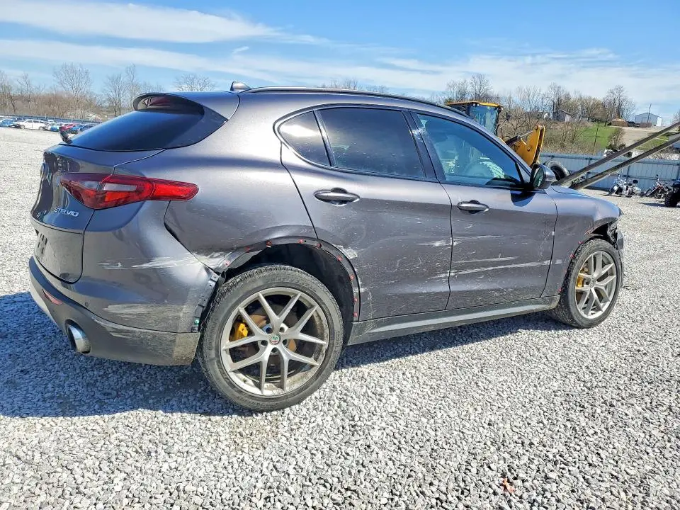 2018 ALFA ROMEO STELVIO TI SPORT  