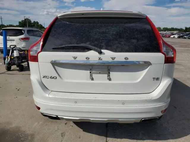 2015 VOLVO XC60 T5 PREMIER  