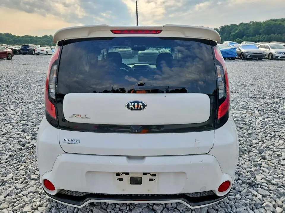 2016 KIA SOUL   