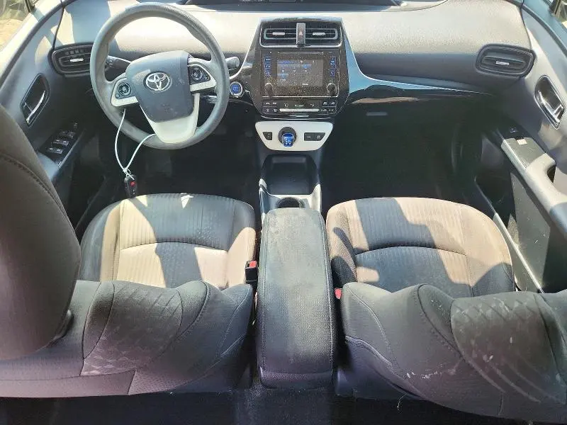 2017 TOYOTA PRIUS   