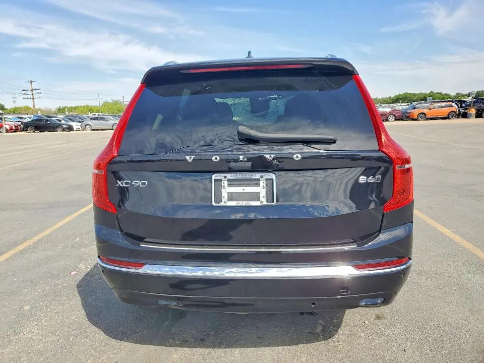 2024 VOLVO XC90 PLUS  