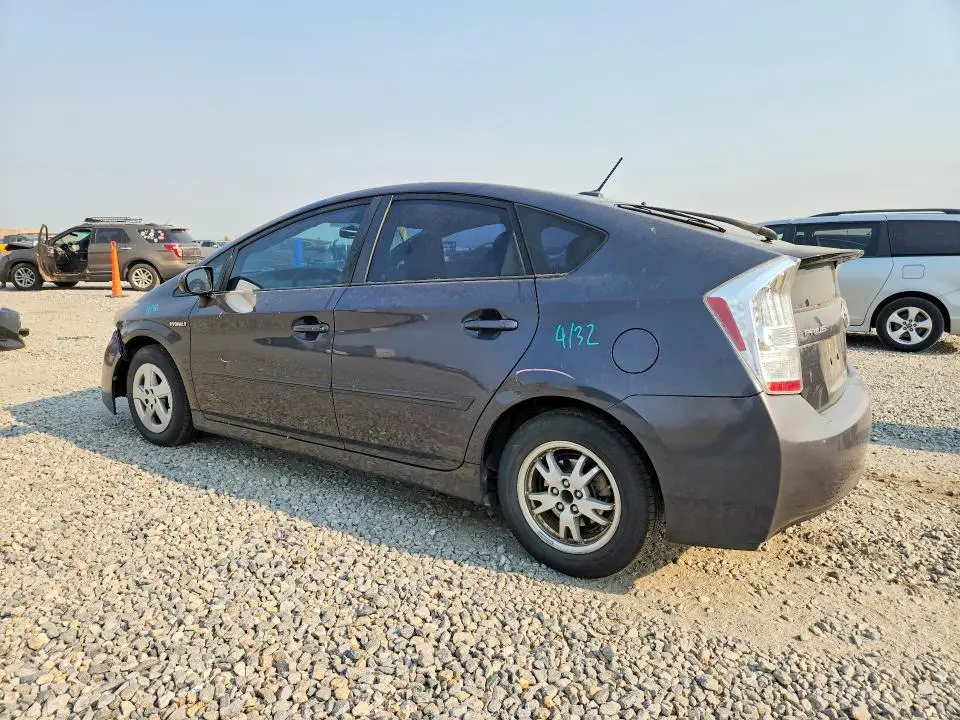 2011 TOYOTA PRIUS THREE  