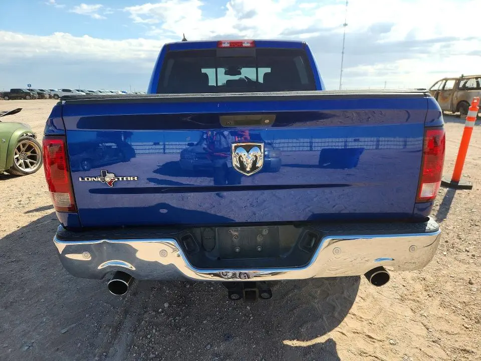 2017 RAM 1500 SLT  