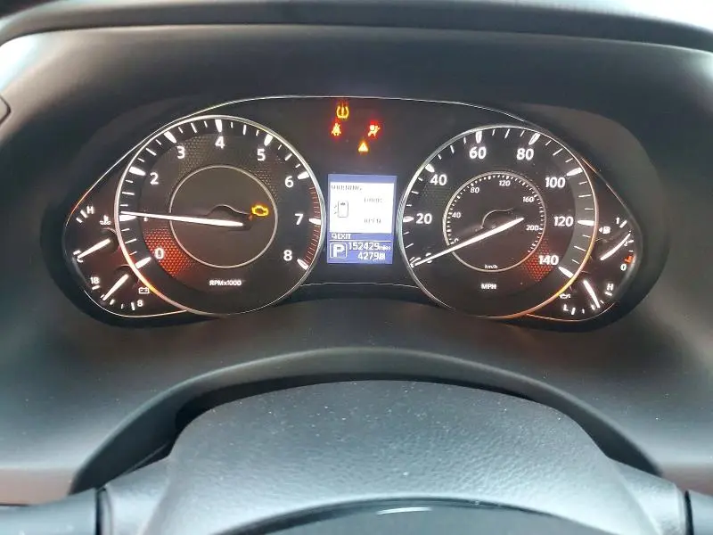 2017 NISSAN ARMADA SV  