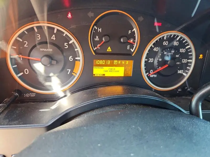 2015 NISSAN TITAN S  