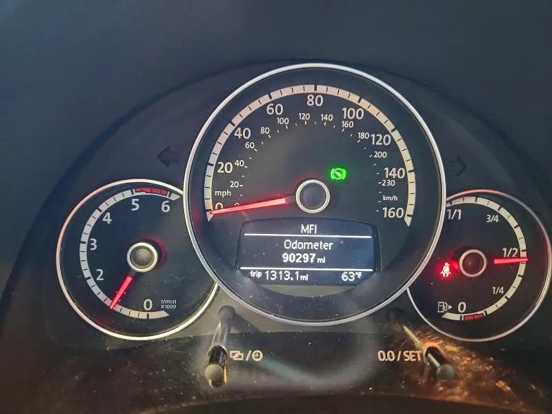 2013 VOLKSWAGEN BEETLE   