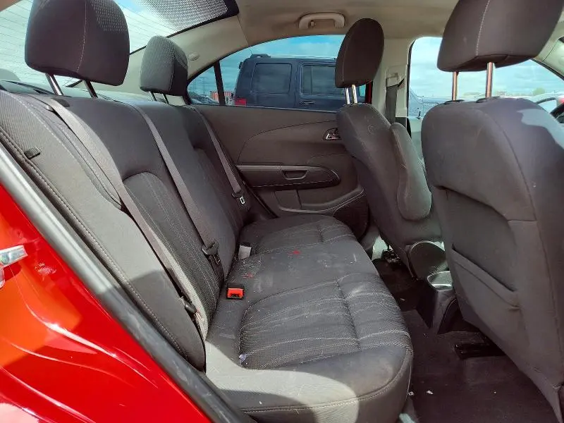 2017 CHEVROLET SONIC LT  