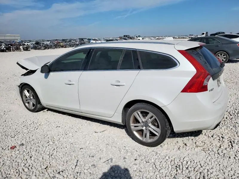 2015 VOLVO V60 PREMIER  