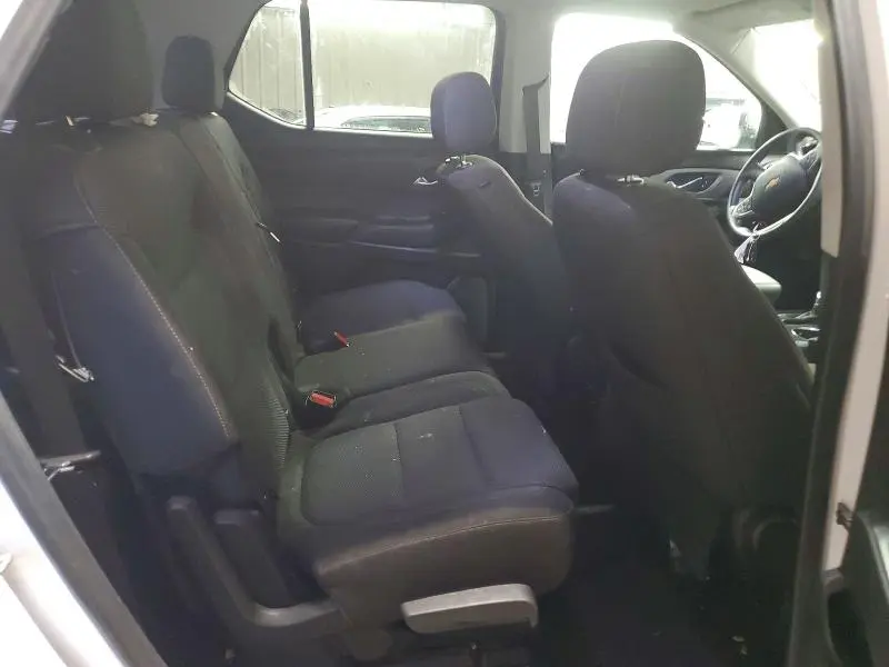 2021 CHEVROLET TRAVERSE LS  