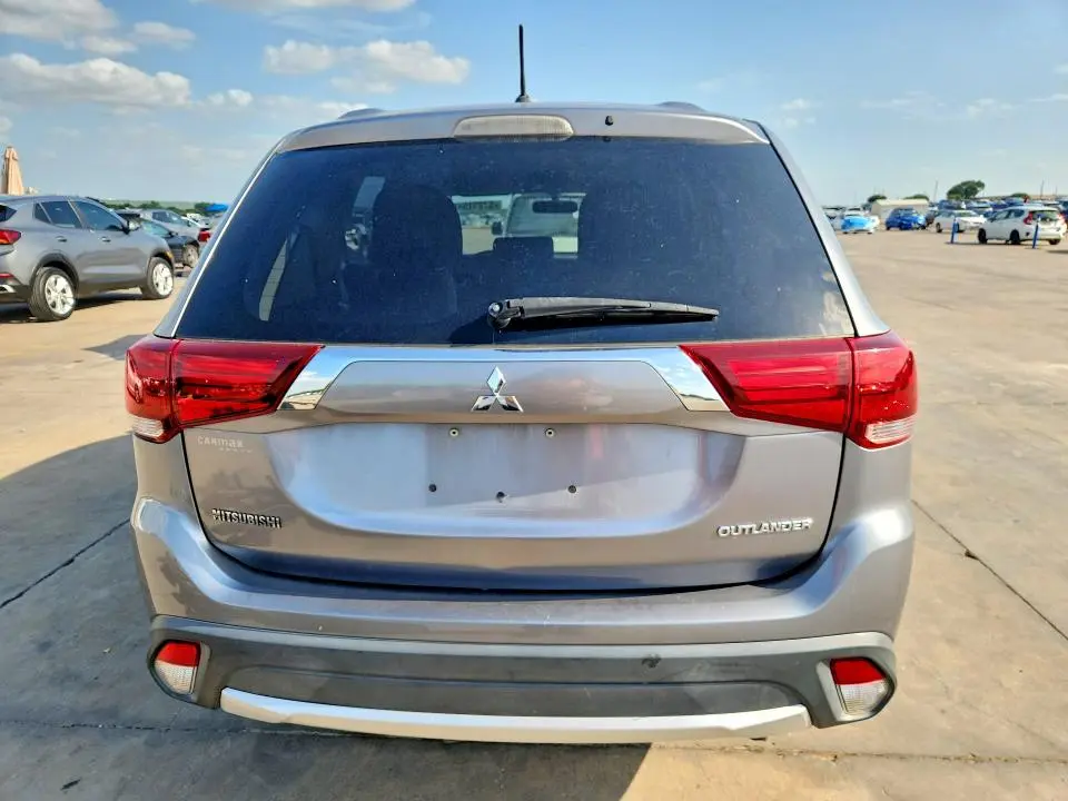 2016 MITSUBISHI OUTLANDER ES  