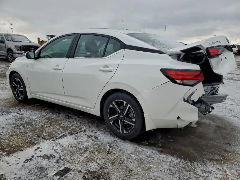 2025 NISSAN SENTRA SV  