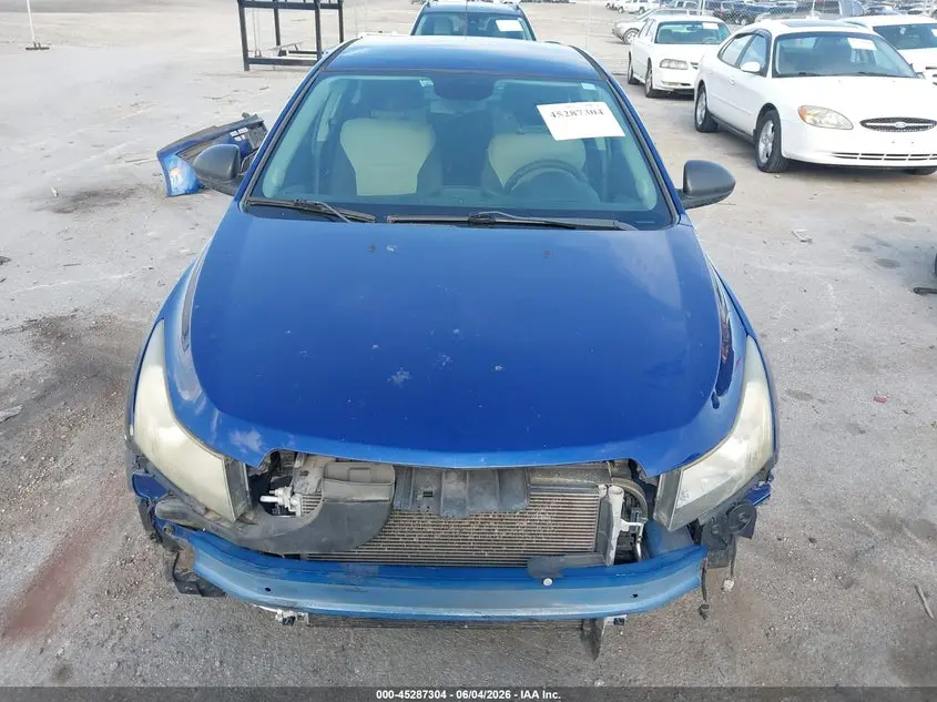 2013 CHEVROLET CRUZE LS AUTO