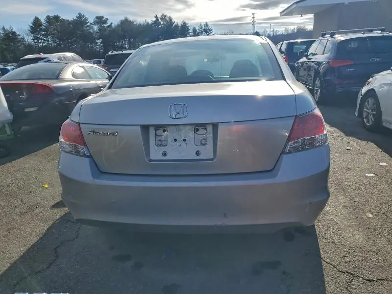 2010 HONDA ACCORD LX  