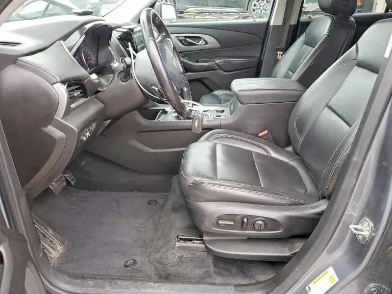 2021 CHEVROLET TRAVERSE LT  
