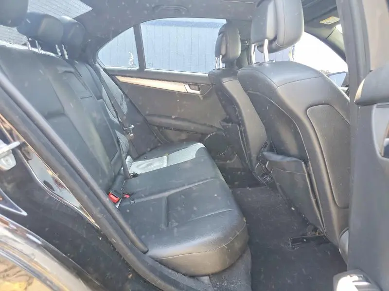 2013 MERCEDES-BENZ C 250  
