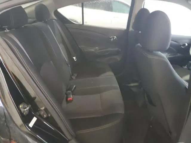 2017 NISSAN VERSA S  