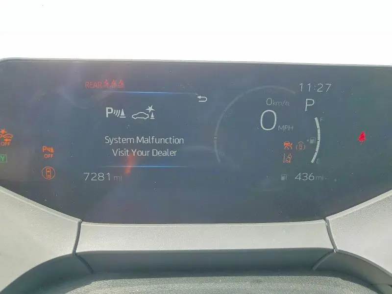 2025 TOYOTA PRIUS XLE  