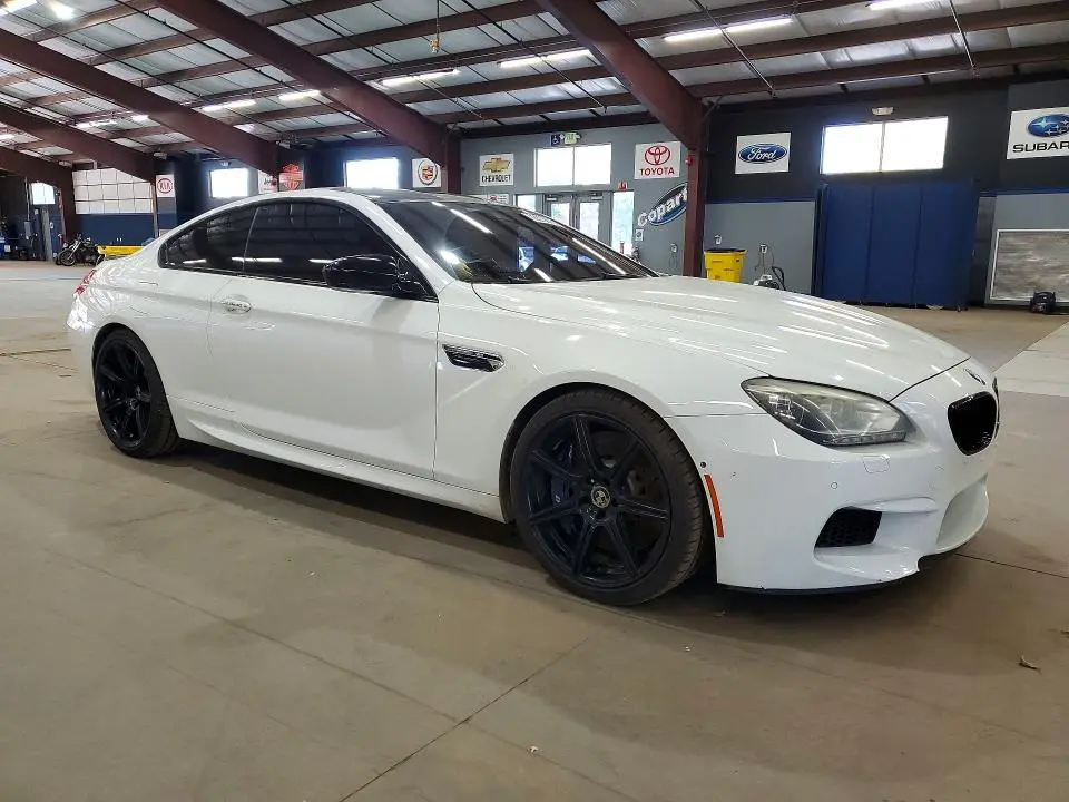2014 BMW M6   