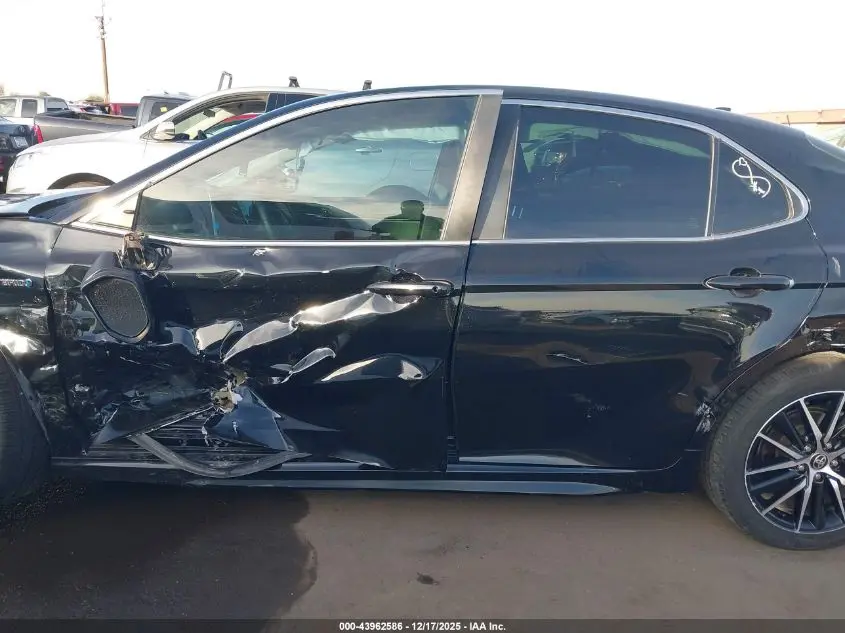 2021 TOYOTA CAMRY SE HYBRID