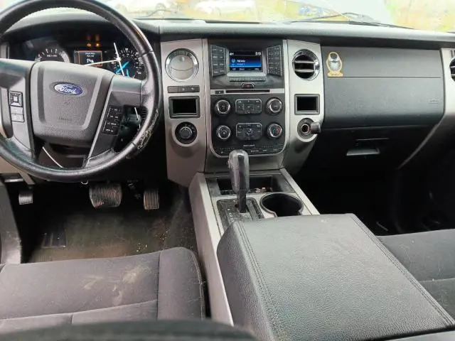 2016 FORD EXPEDITION EL XLT  