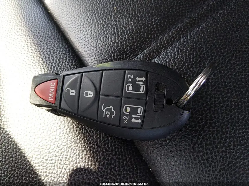 2016 CHRYSLER TOWN & COUNTRY TOURING