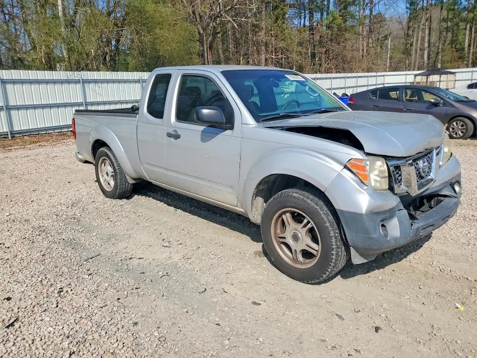 2012 NISSAN FRONTIER S  