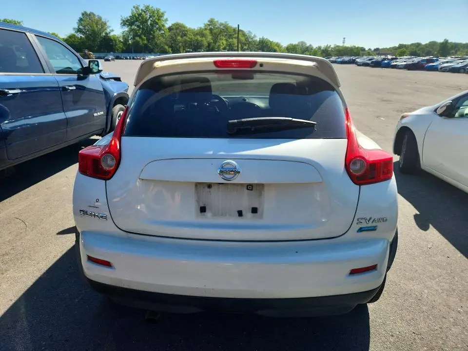 2013 NISSAN JUKE S  
