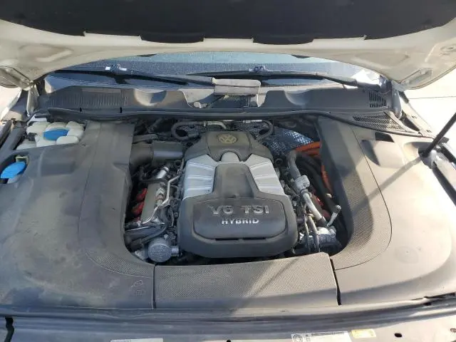 2012 VOLKSWAGEN TOUAREG HYBRID  