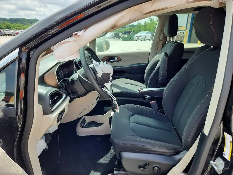 2018 CHRYSLER PACIFICA LX  