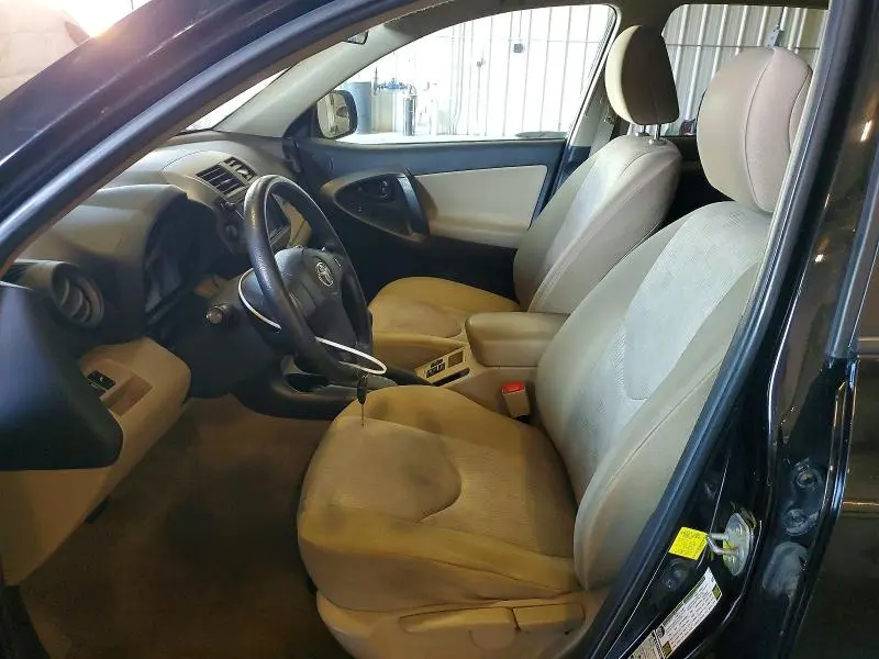 2011 TOYOTA RAV4 BASE  