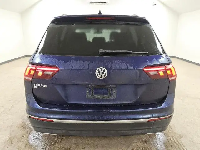 2021 VOLKSWAGEN TIGUAN SE  