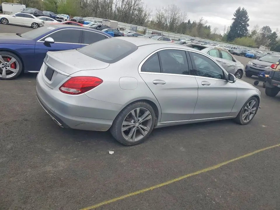 2015 MERCEDES-BENZ C 300  