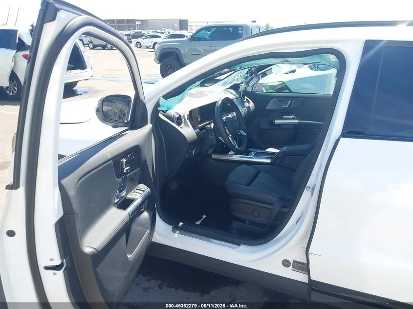 2026 MERCEDES-BENZ GLA 250 4MATIC