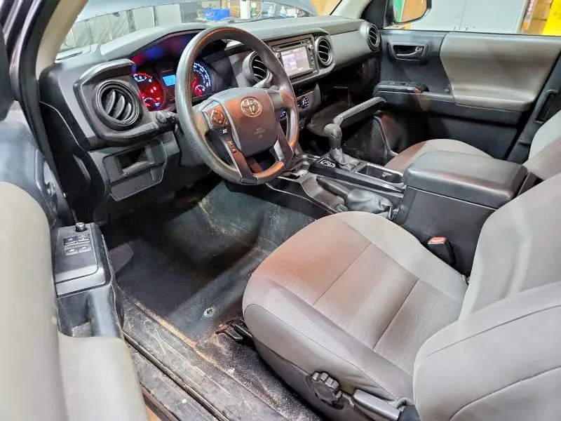 2016 TOYOTA TACOMA SR  