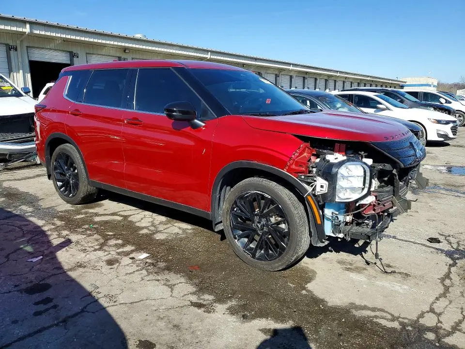2023 MITSUBISHI OUTLANDER SE  